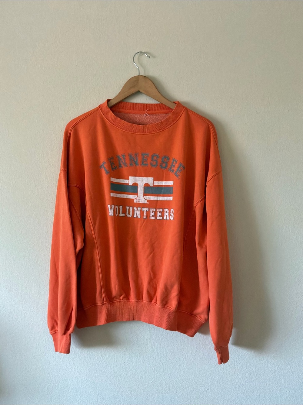 Colosseum Orange Tennessee Volunteers Crewneck Sweatshirt | NWT